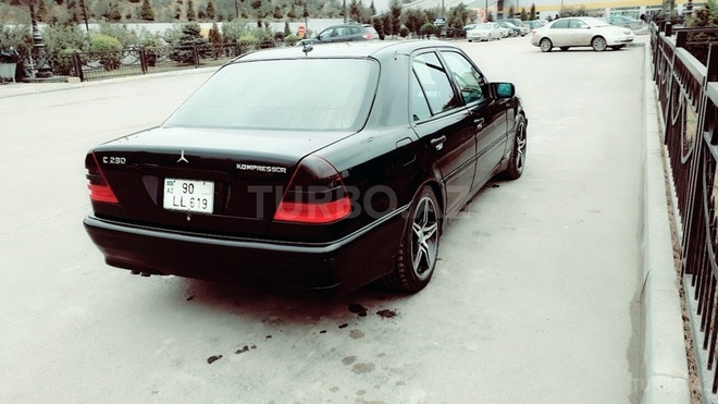 Mercedes C 230 2000, 228,899 km - 2.3 l - Bakı