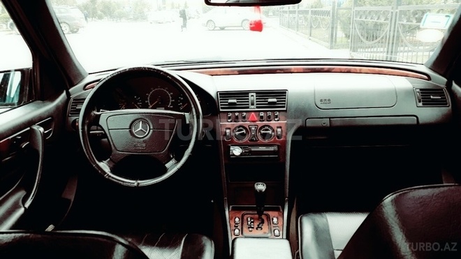 Mercedes C 230 2000, 228,899 km - 2.3 l - Bakı
