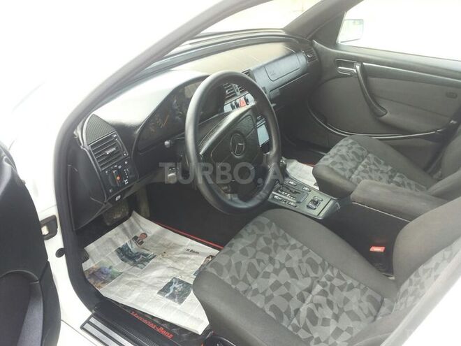 Mercedes C 200 1998, 261,000 km - 2.0 л - Bakı