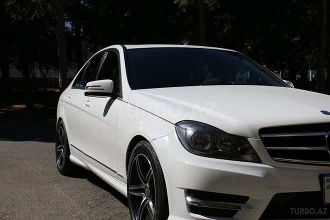 Mercedes C 250 2012, 70,000 km - 1.8 l - Bakı