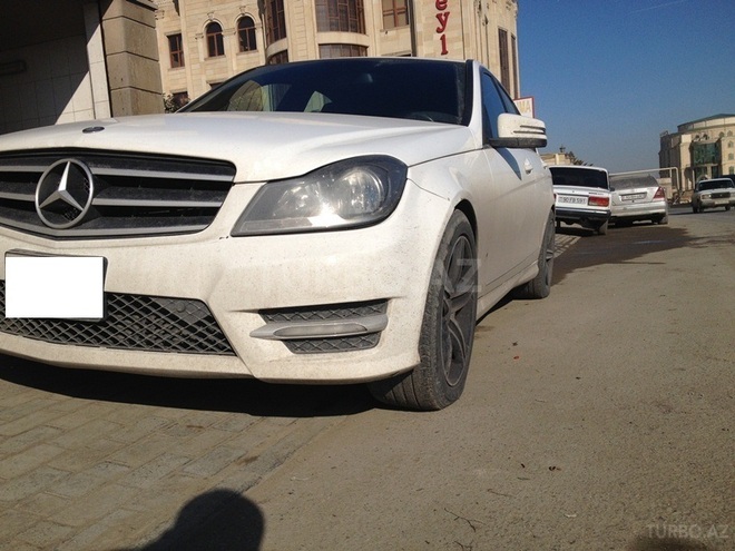 Mercedes C 250 2012, 70,000 km - 1.8 l - Bakı
