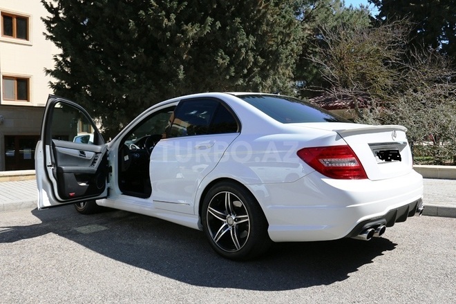 Mercedes C 250 2012, 70,000 km - 1.8 l - Bakı