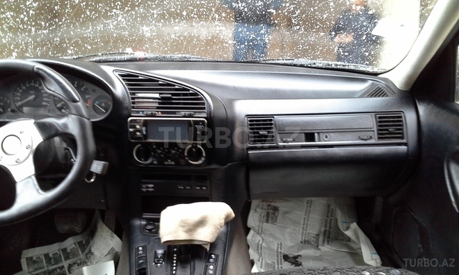 BMW 318 1993, 215,000 km - 1.8 l - Bakı