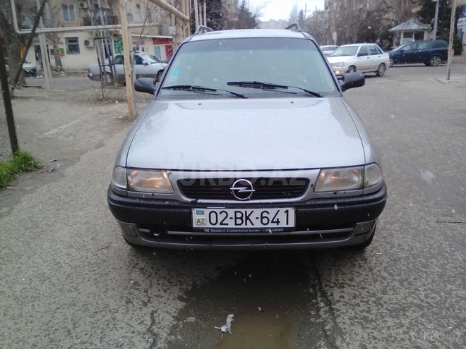 Opel Astra 1995, 362,000 km - 1.6 l - Bakı