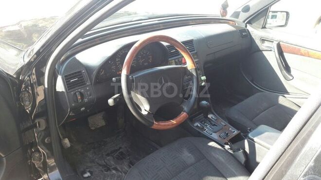 Mercedes C 240 1998, 345,000 km - 2.4 l - Bakı