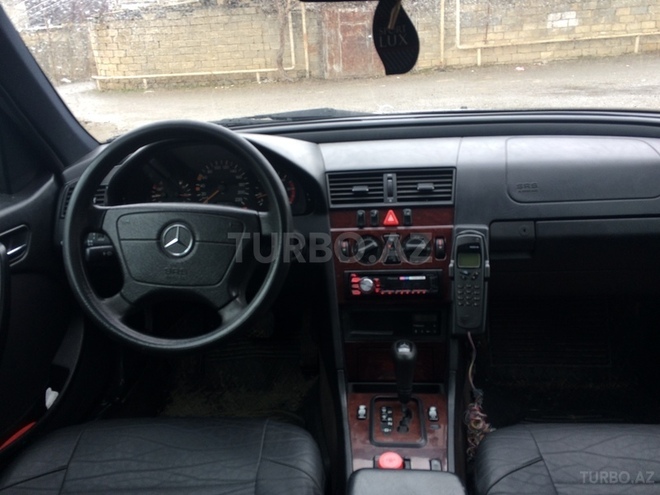 Mercedes C 220 1999, 378,000 km - 2.2 л - Bakı