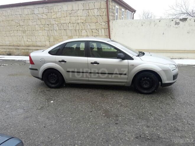Ford Focus 2006, 256,000 km - 1.6 l - Bakı