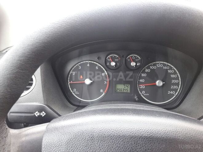 Ford Focus 2006, 256,000 km - 1.6 l - Bakı
