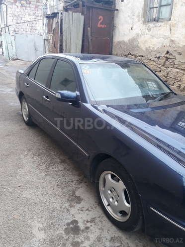 Mercedes E 220 1999, 276,037 km - 2.2 л - Bakı
