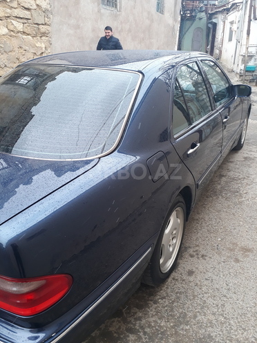 Mercedes E 220 1999, 276,037 km - 2.2 л - Bakı