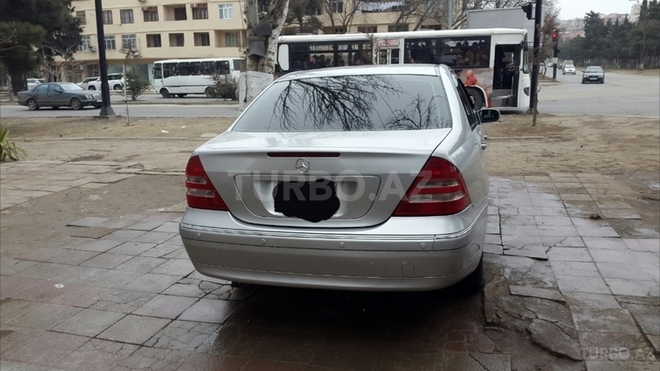 Mercedes C 200 2000, 125,000 km - 2.0 l - Bakı