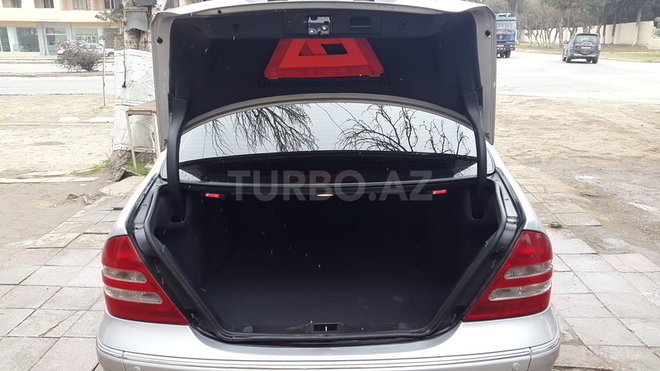 Mercedes C 200 2000, 125,000 km - 2.0 l - Bakı