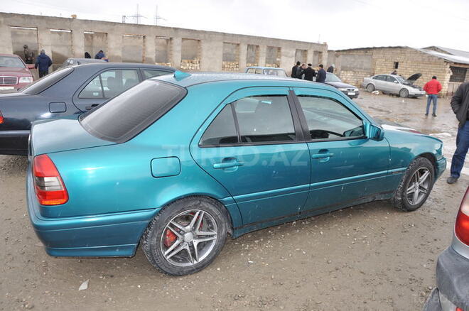 Mercedes C 180 1997, 300,000 km - 1.8 l - Sumqayıt