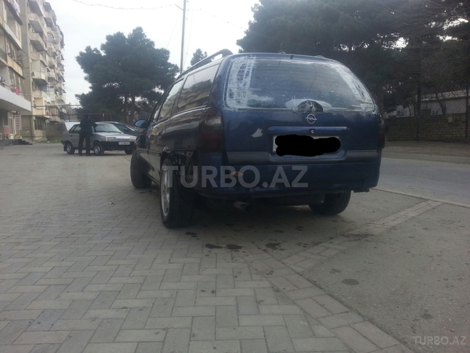 Opel Zafira 1997, 300,000 km - 2.0 l - Bakı