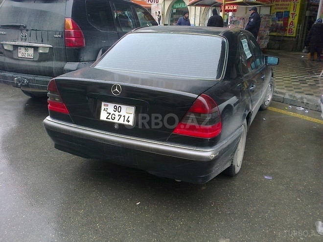 Mercedes C 230 1999, 300,000 km - 2.3 l - Bakı