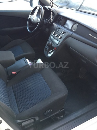Mitsubishi Airtrek 2004, 190,000 km - 0.2 л - Bakı
