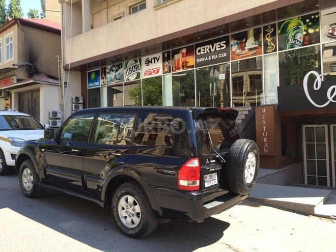 Mitsubishi Pajero 2006, 198,567 km - 3.0 l - Bakı