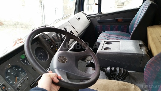 Mercedes Atego 1517 1996, 260,000 km - 4.2 л - Bakı