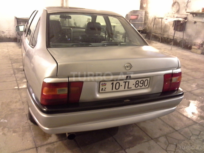 Opel Vectra 1995, 283,000 km - 2.0 l - Bakı