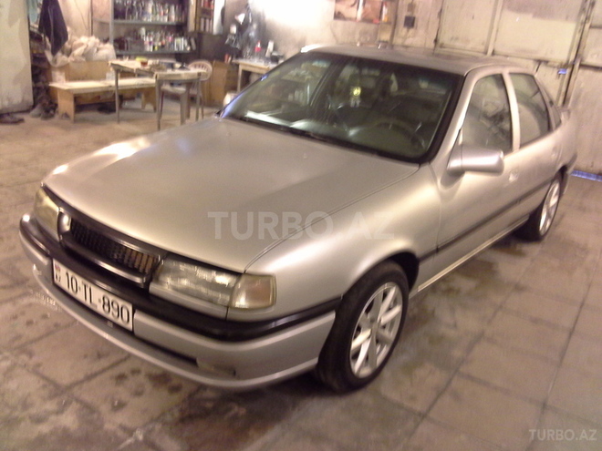 Opel Vectra 1995, 283,000 km - 2.0 l - Bakı