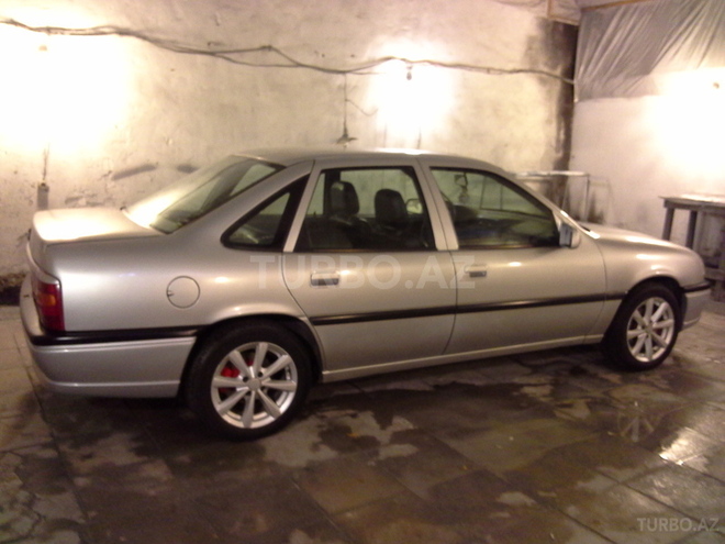 Opel Vectra 1995, 283,000 km - 2.0 l - Bakı