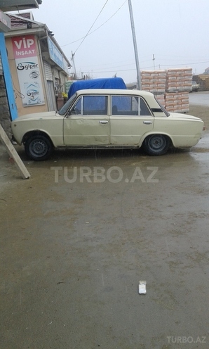 LADA (VAZ) 21011 1980, 700,000 km - 1.3 l - Bakı