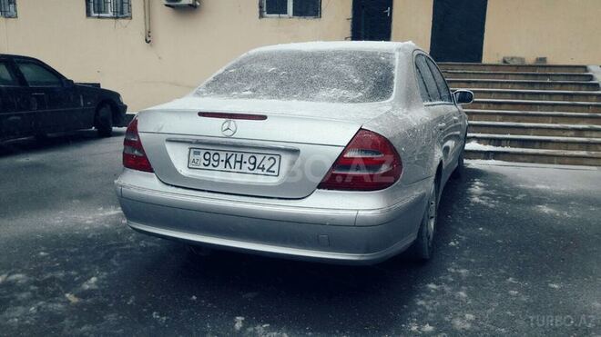 Mercedes E 220 2003, 256,124 km - 2.2 l - Bakı