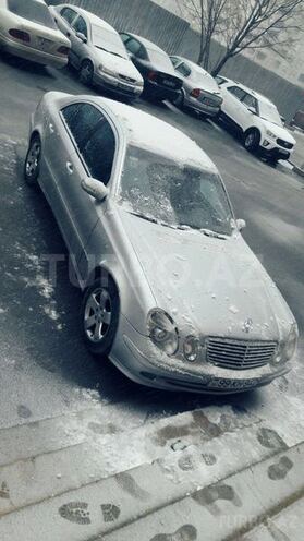 Mercedes E 220 2003, 256,124 km - 2.2 l - Bakı