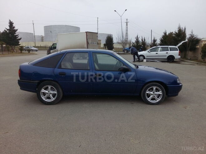 Opel Vectra 1992, 344,285 km - 1.8 л - Bakı