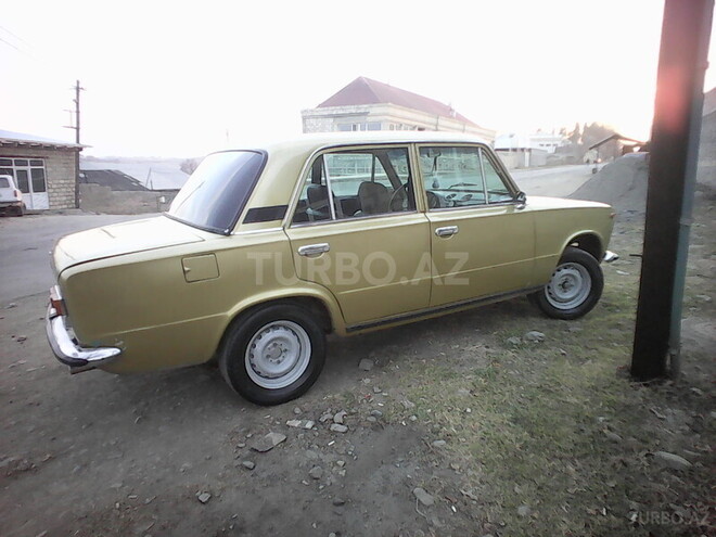LADA (VAZ) 21011 1972, 220,000 km - 1.6 л - Gəncə