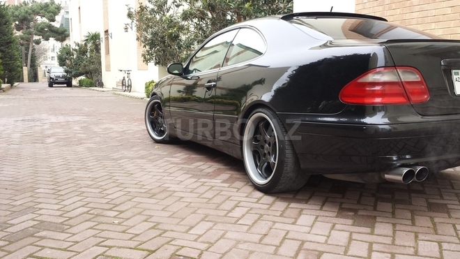 Mercedes CLK 320 2001, 248,000 km - 3.2 l - Bakı