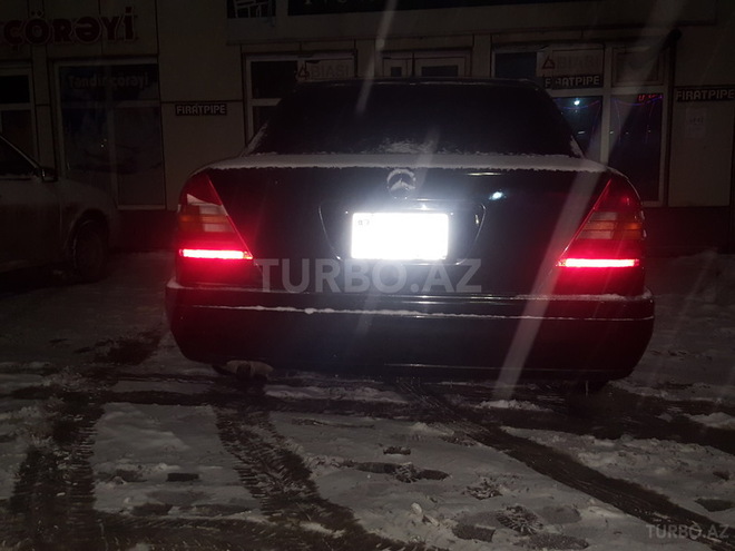 Mercedes C 280 1995, 231,000 km - 2.8 l - Quba