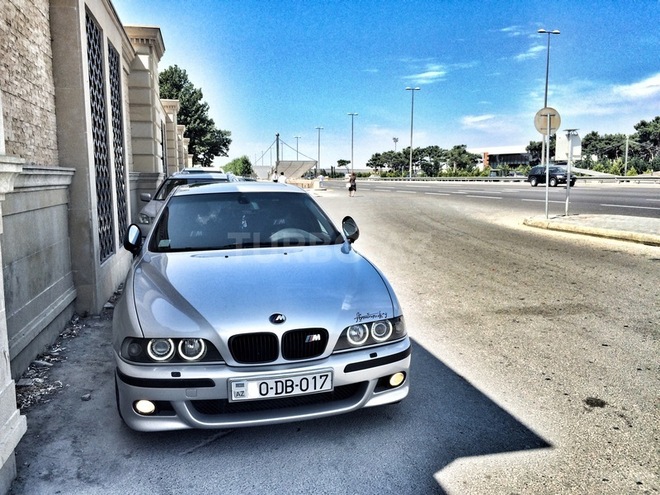 BMW 528 2000, 300,000 km - 2.8 l - Bakı