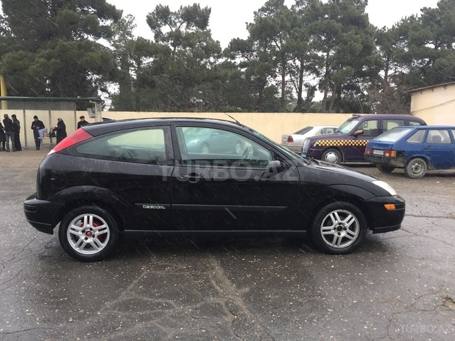 Ford Focus 2000, 188,000 km - 2.0 l - Bakı