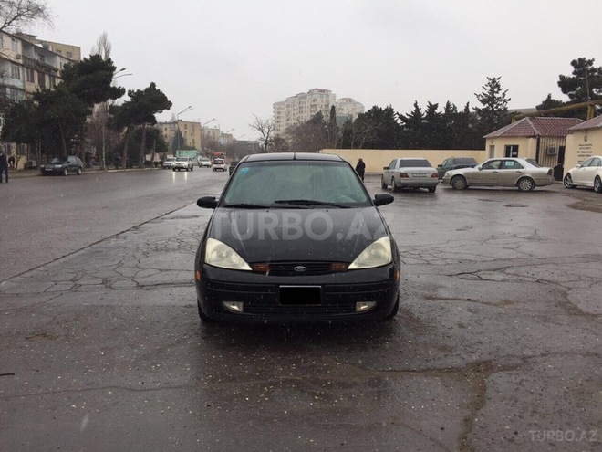 Ford Focus 2000, 188,000 km - 2.0 l - Bakı