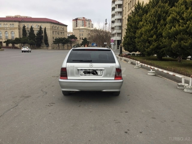 Mercedes C 220 1998, 274,000 km - 2.2 l - Bakı