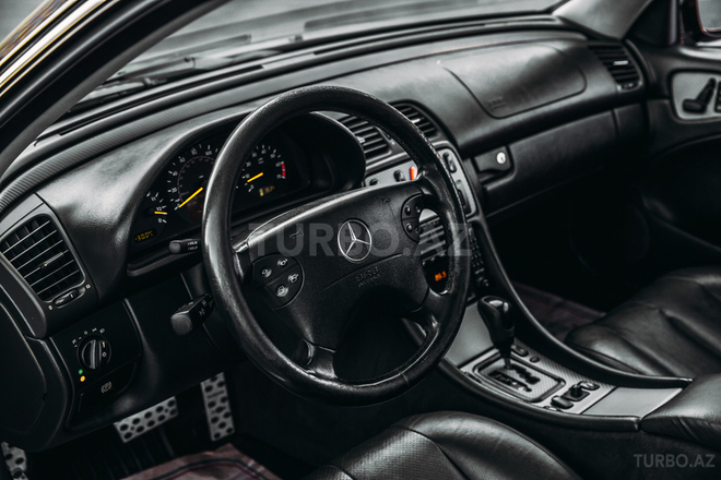 Mercedes CLK 320 2001, 248,000 km - 3.2 l - Bakı