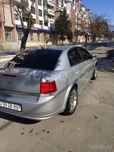 Opel Vectra 2002, 200,000 km - 1.8 l - Zaqatala