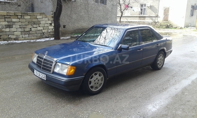Mercedes E 230 1990, 180,000 km - 2.3 л - Sumqayıt