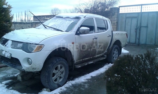 Mitsubishi L200 2008, 170,000 km - 2.5 l - Bakı