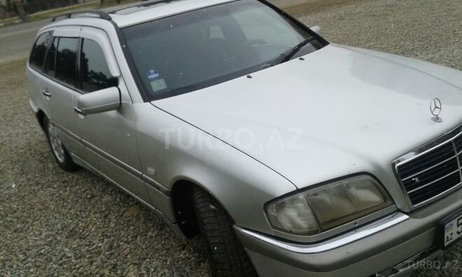 Mercedes C 200 2000, 380,000 km - 2.0 l - Bakı