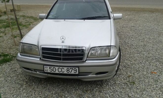 Mercedes C 200 2000, 380,000 km - 2.0 l - Bakı