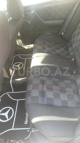 Mercedes C 180 1993, 318,715 km - 1.8 l - Qusar