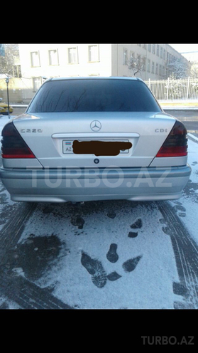 Mercedes C 220 2000, 412,000 km - 2.2 l - Bakı