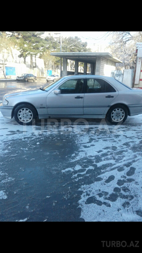 Mercedes C 220 2000, 412,000 km - 2.2 l - Bakı