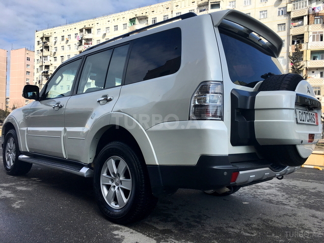 Mitsubishi Pajero 2008, 125,000 km - 3.0 l - Sumqayıt