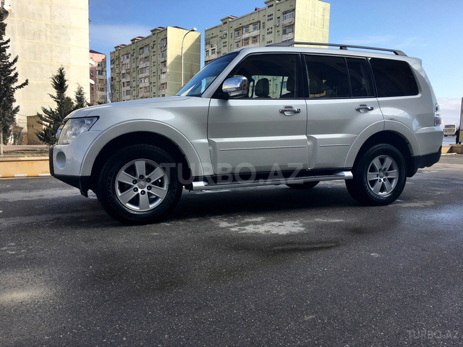 Mitsubishi Pajero 2008, 125,000 km - 3.0 l - Sumqayıt