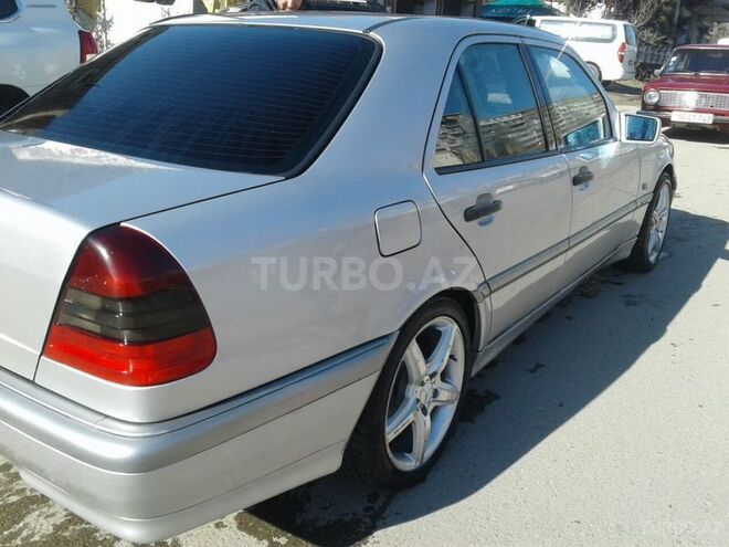 Mercedes C 230 1998, 298,000 km - 2.3 l - Bakı