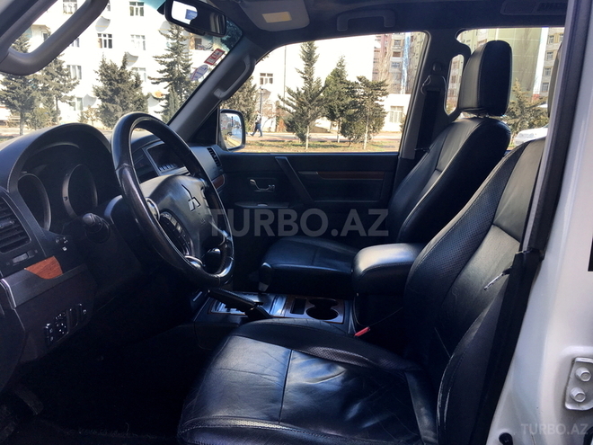 Mitsubishi Pajero 2008, 125,000 km - 3.0 l - Sumqayıt