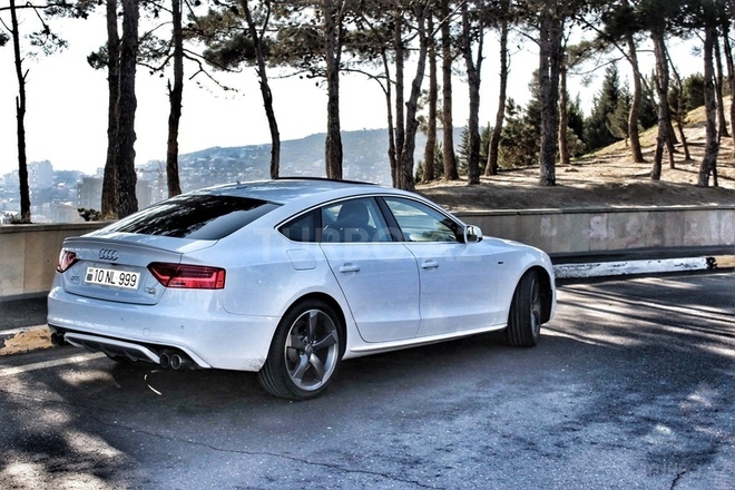 Audi A5 2012, 75,000 km - 2.0 л - Bakı